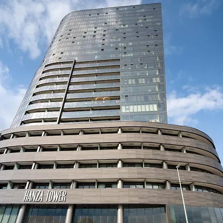 Modern With Swimming Pool In Hanza Tower By Renters Szczecin