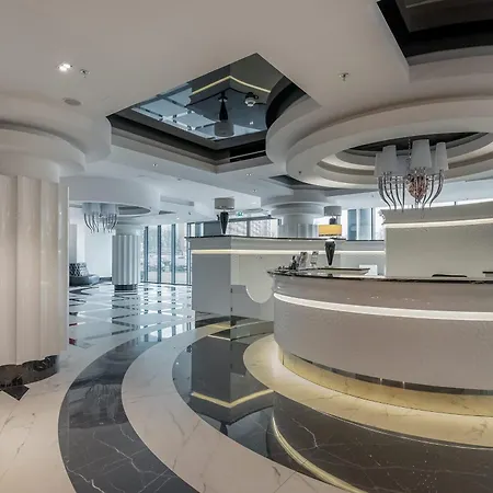 Modern With Swimming Pool In Hanza Tower By Renters * Szczecin