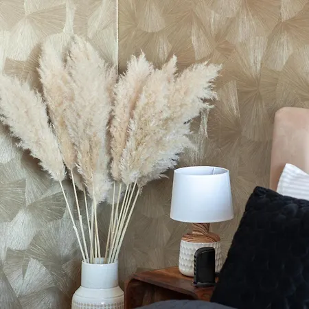 Апартаменты Modern With Swimming Pool In Hanza Tower By Renters *