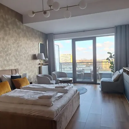 Modern With Swimming Pool In Hanza Tower By Renters * Στσέτσιν