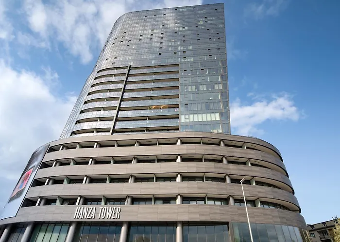 Modern With Swimming Pool In Hanza Tower By Renters Szczecin