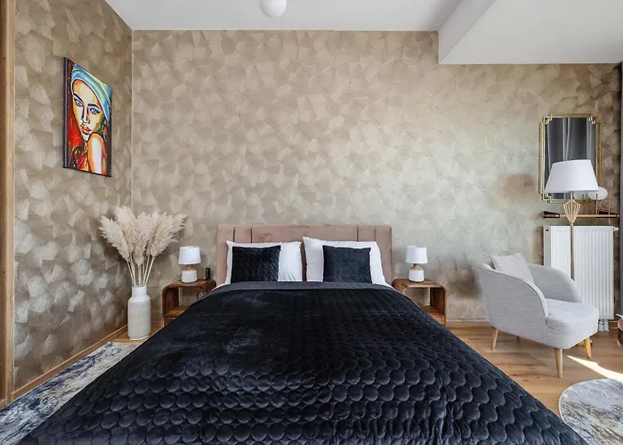 Modern With Swimming Pool In Hanza Tower By Renters Szczecin